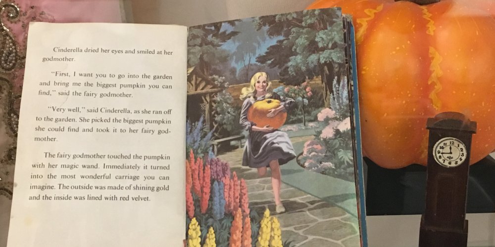 Well Loved Tales: Stories from a Ladybird Childhood